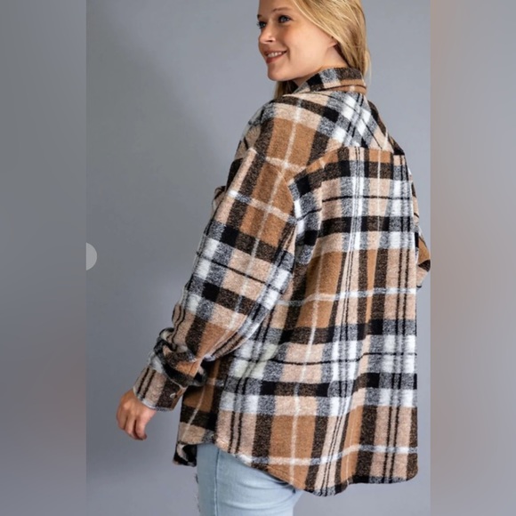 Maddie Yarn Dyed Checker Shacket Size M - Picture 3 of 8